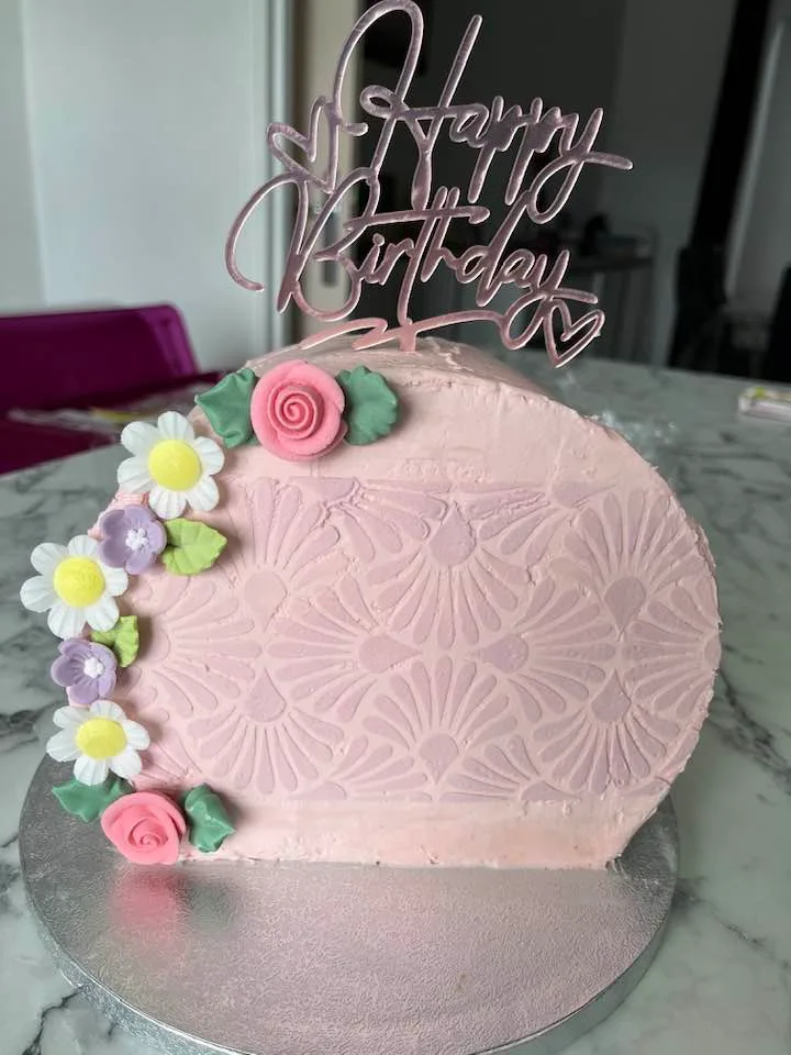 ARCH CAKE