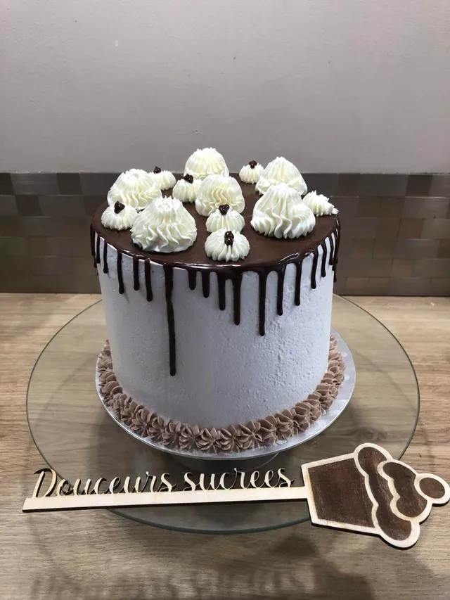 Drip cake Nutella Bueno