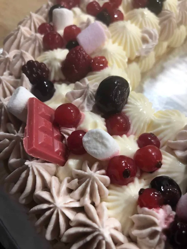 Number cake Fruits rouges