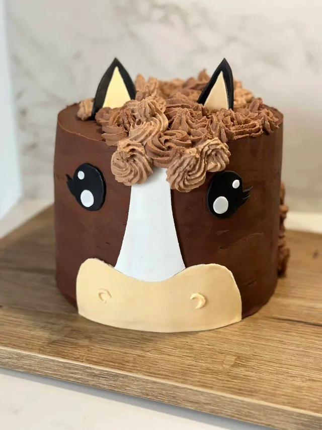 Horse cake
