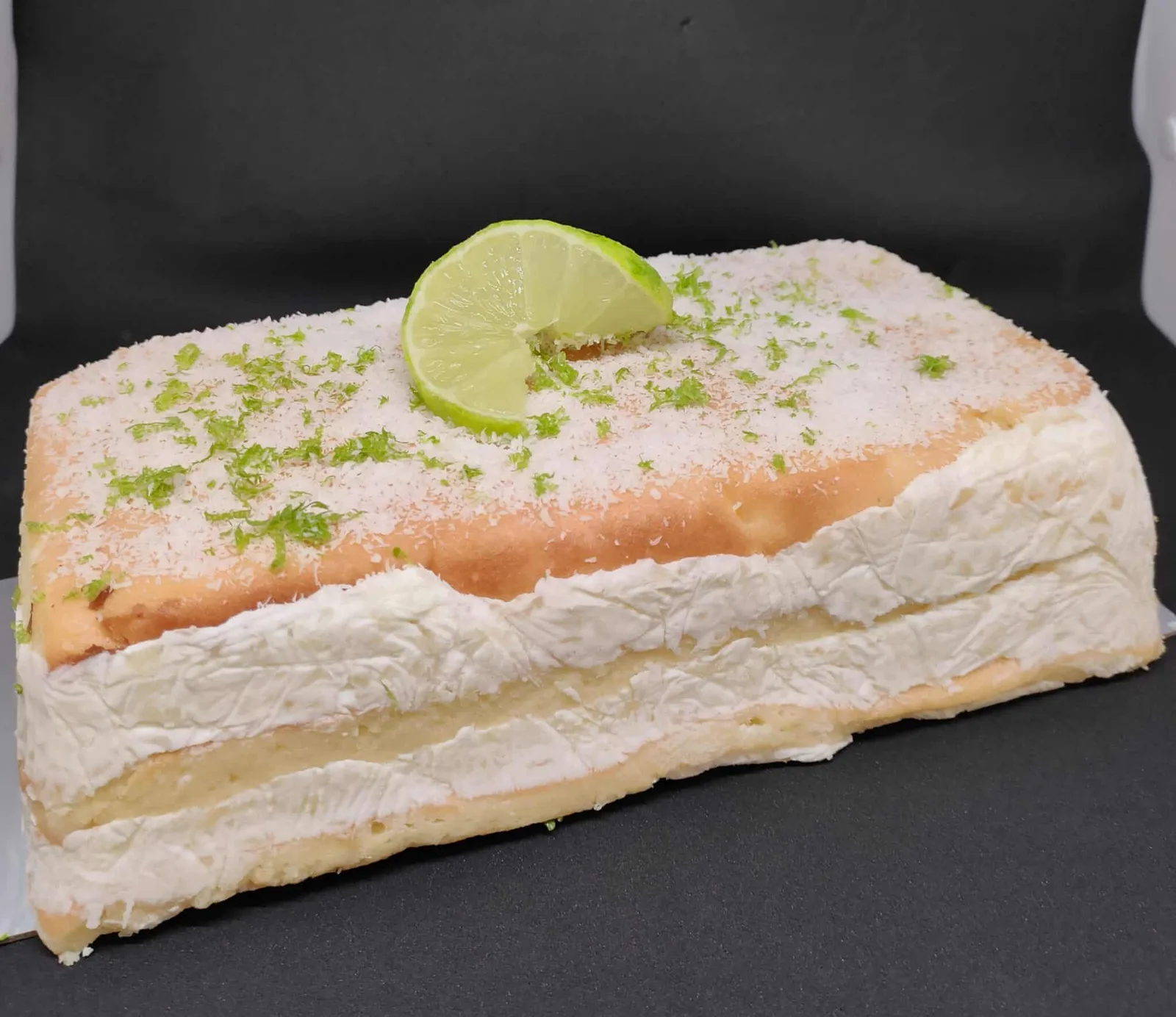 Layer cake ananas coco citron vert