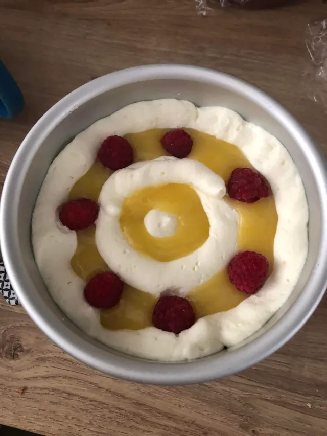 Layer cake citron framboise