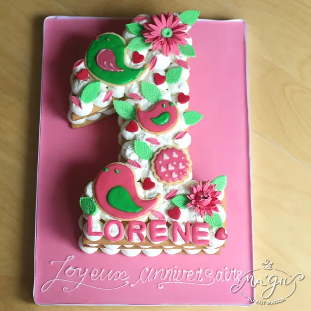 Number cake vanille et fruits rouge