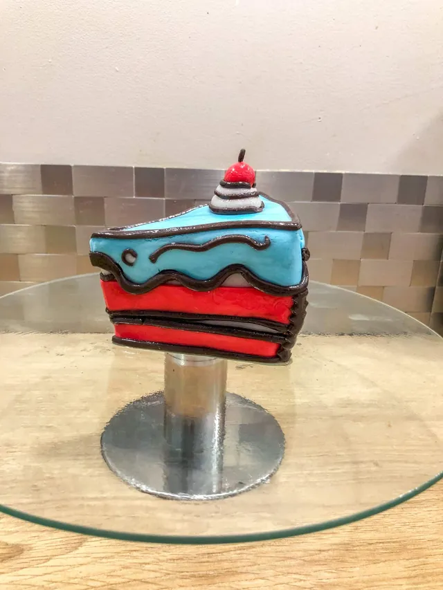 Une part de cartoon cake