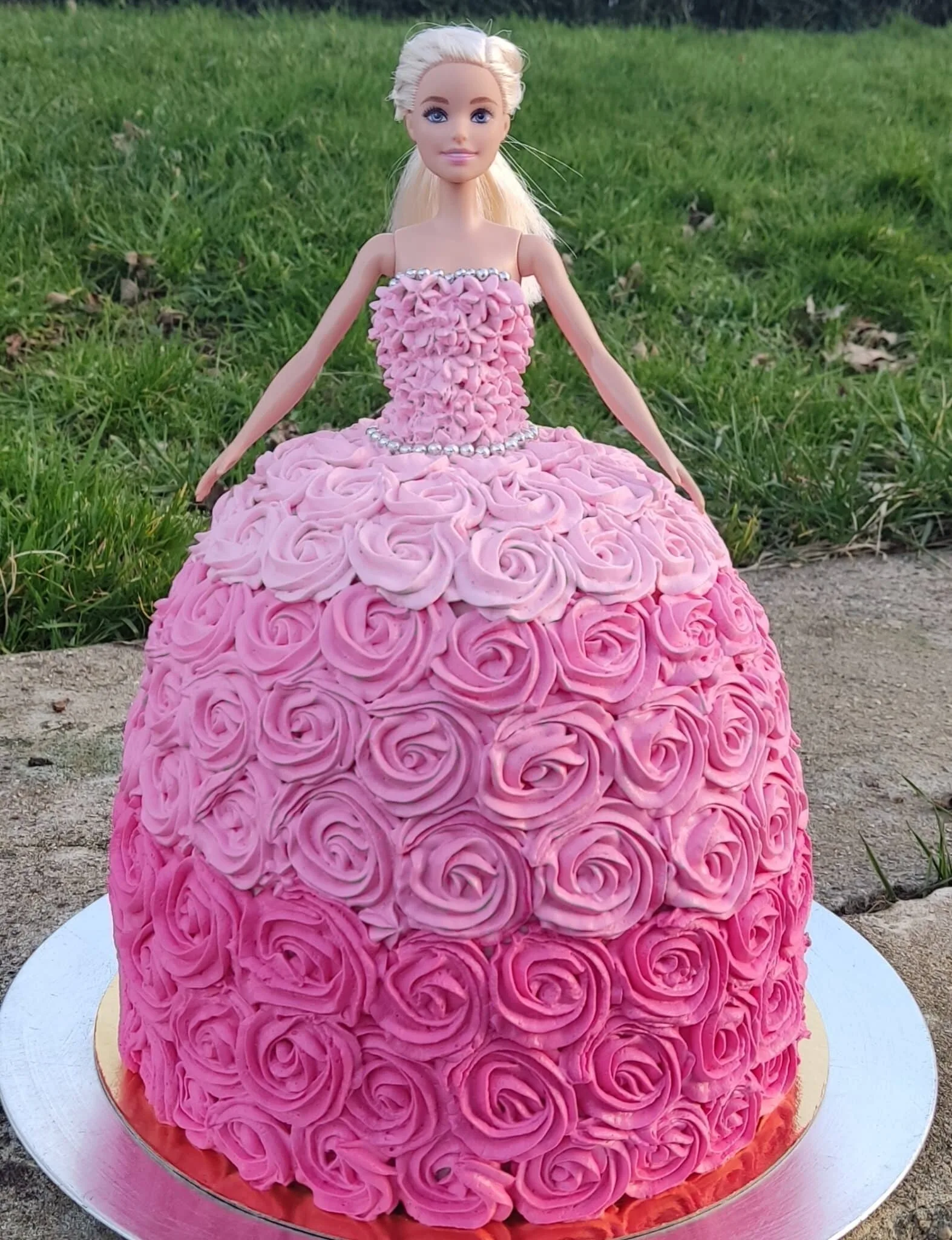 Barbie Cake