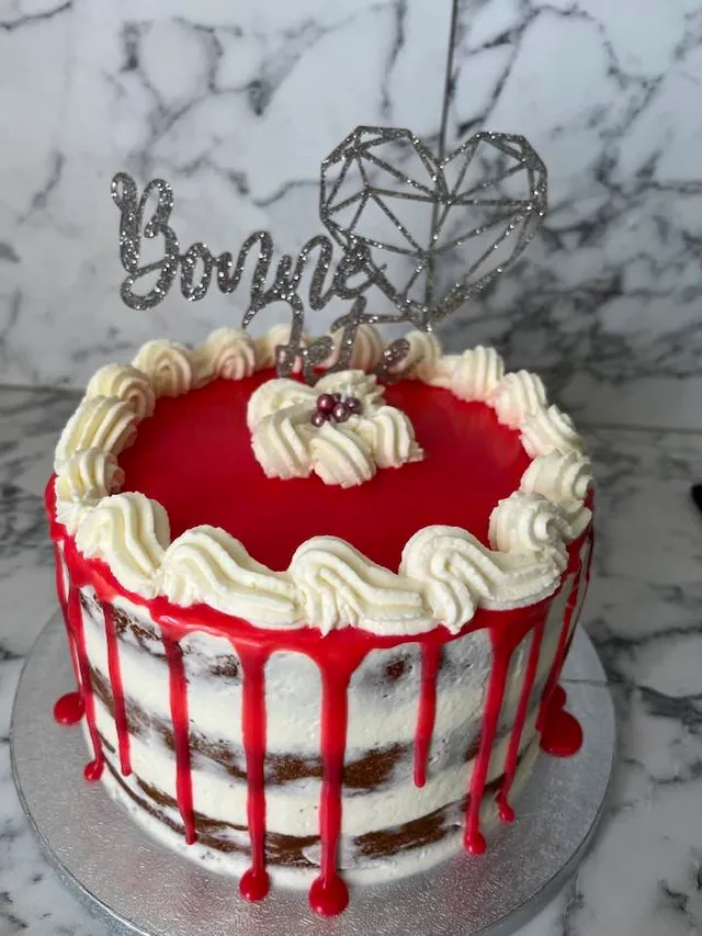 DRIP CAKE
