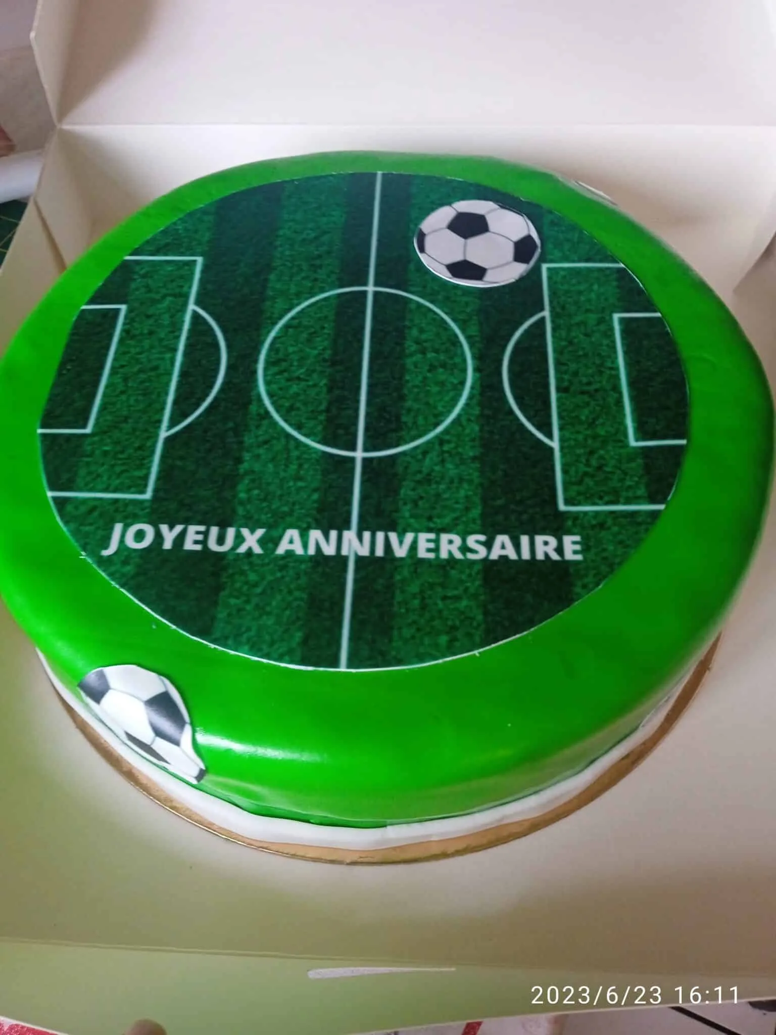 Gâteau terrain de foot