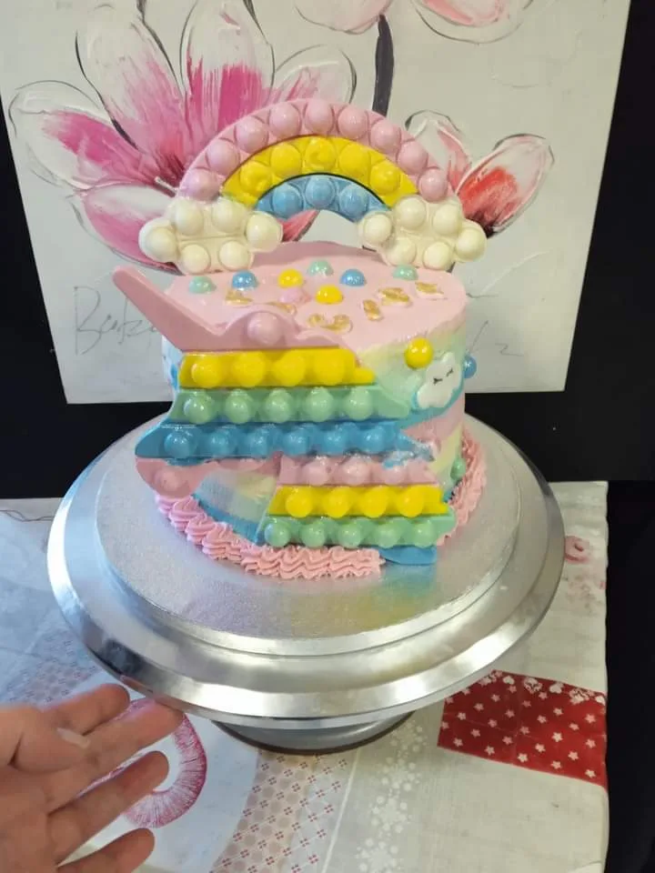 Layer cake