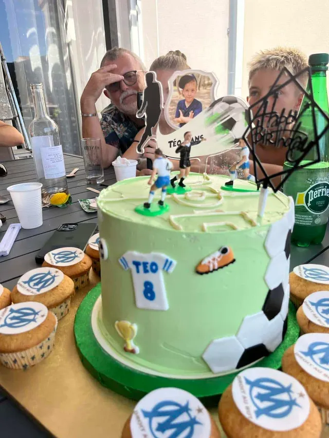 Layer cake thème football