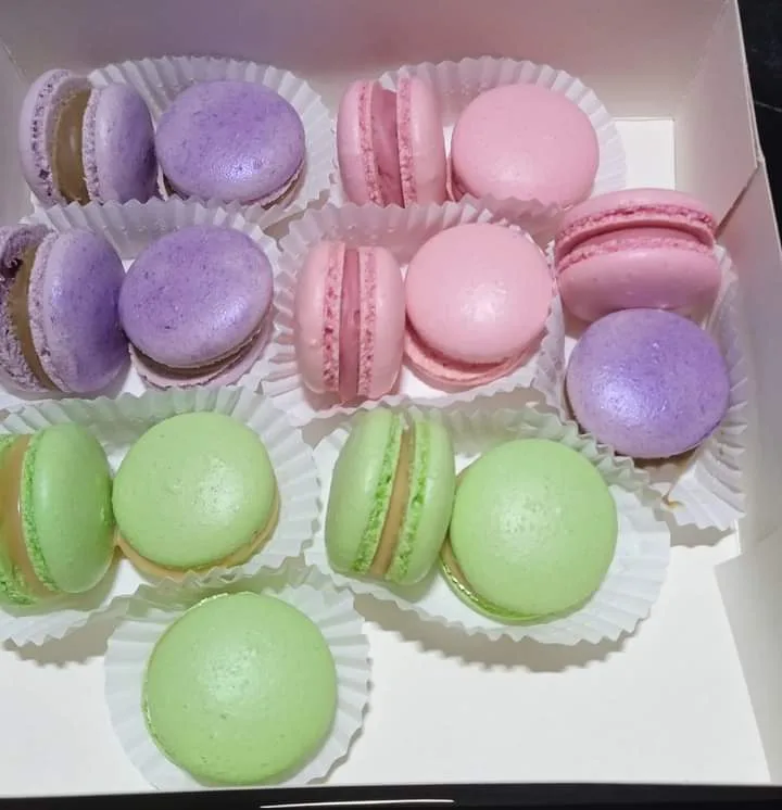 MACARONS