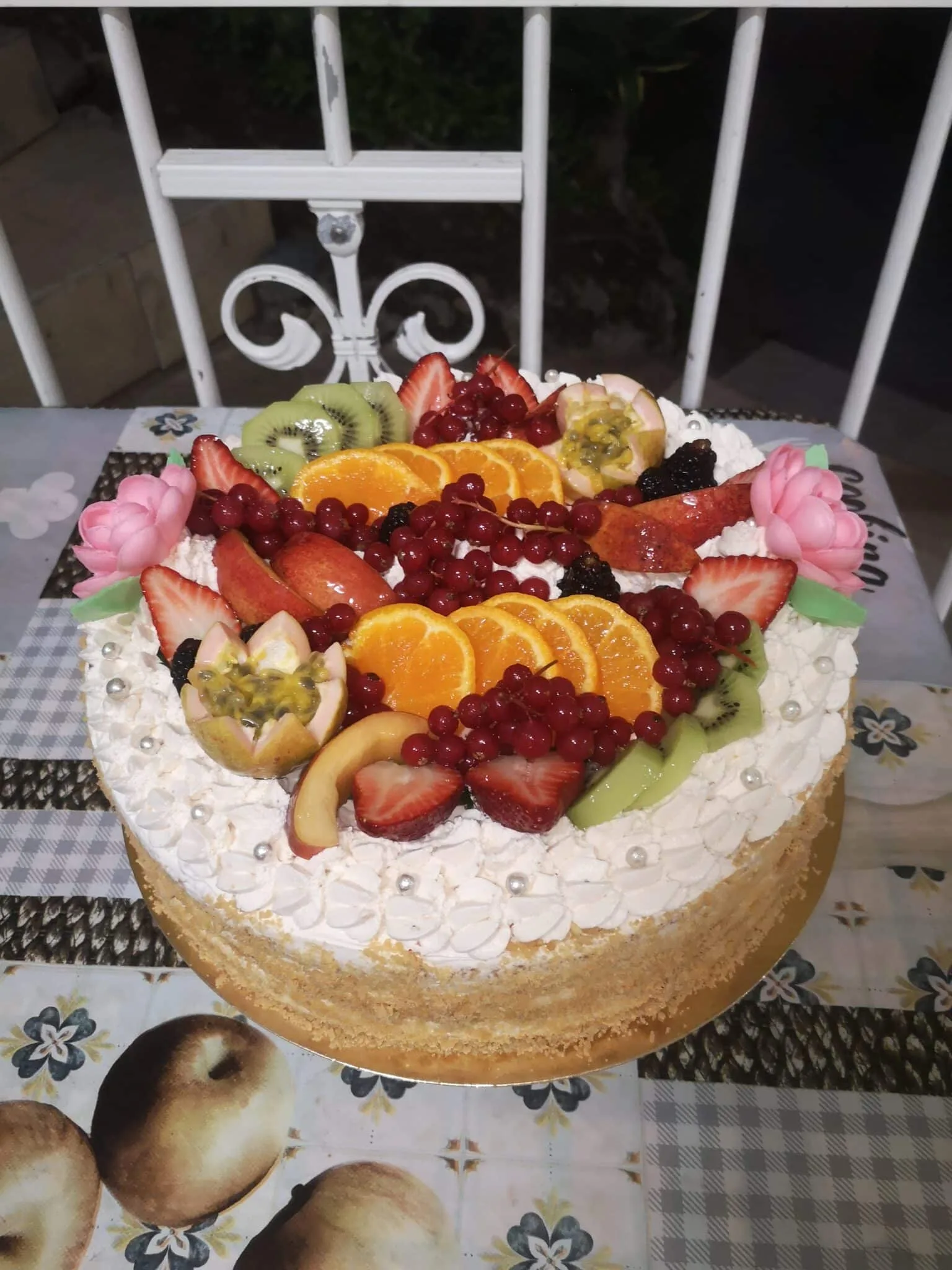 tutti fruity