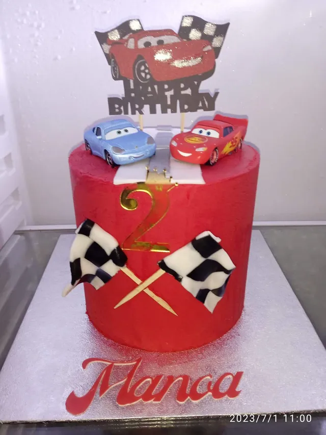 Layer cake cars