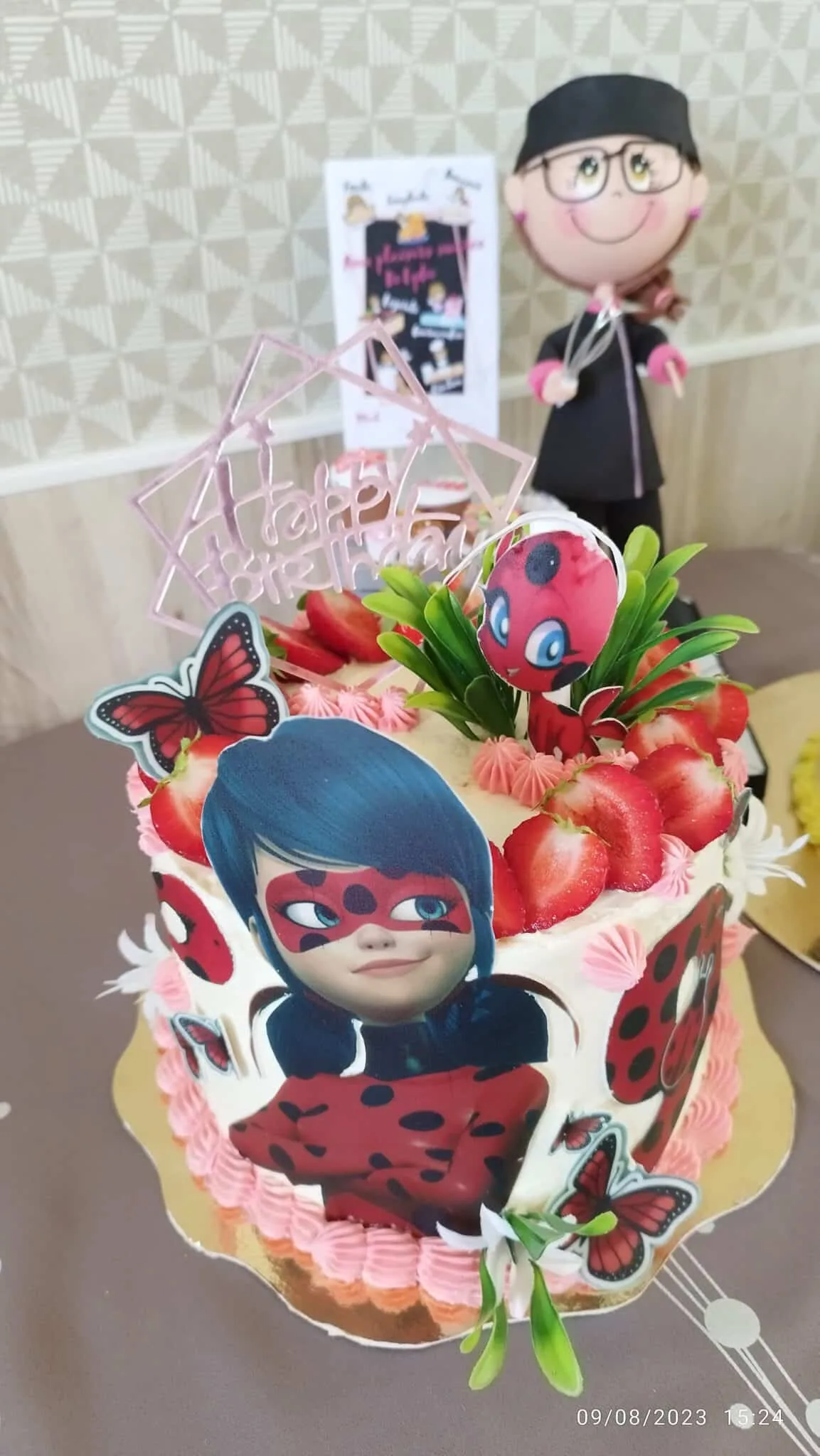 Cake design miraculous