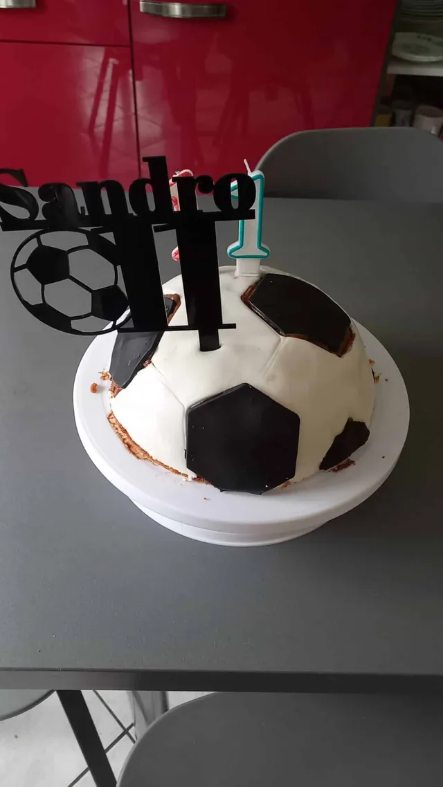 Gateau terrain de foot