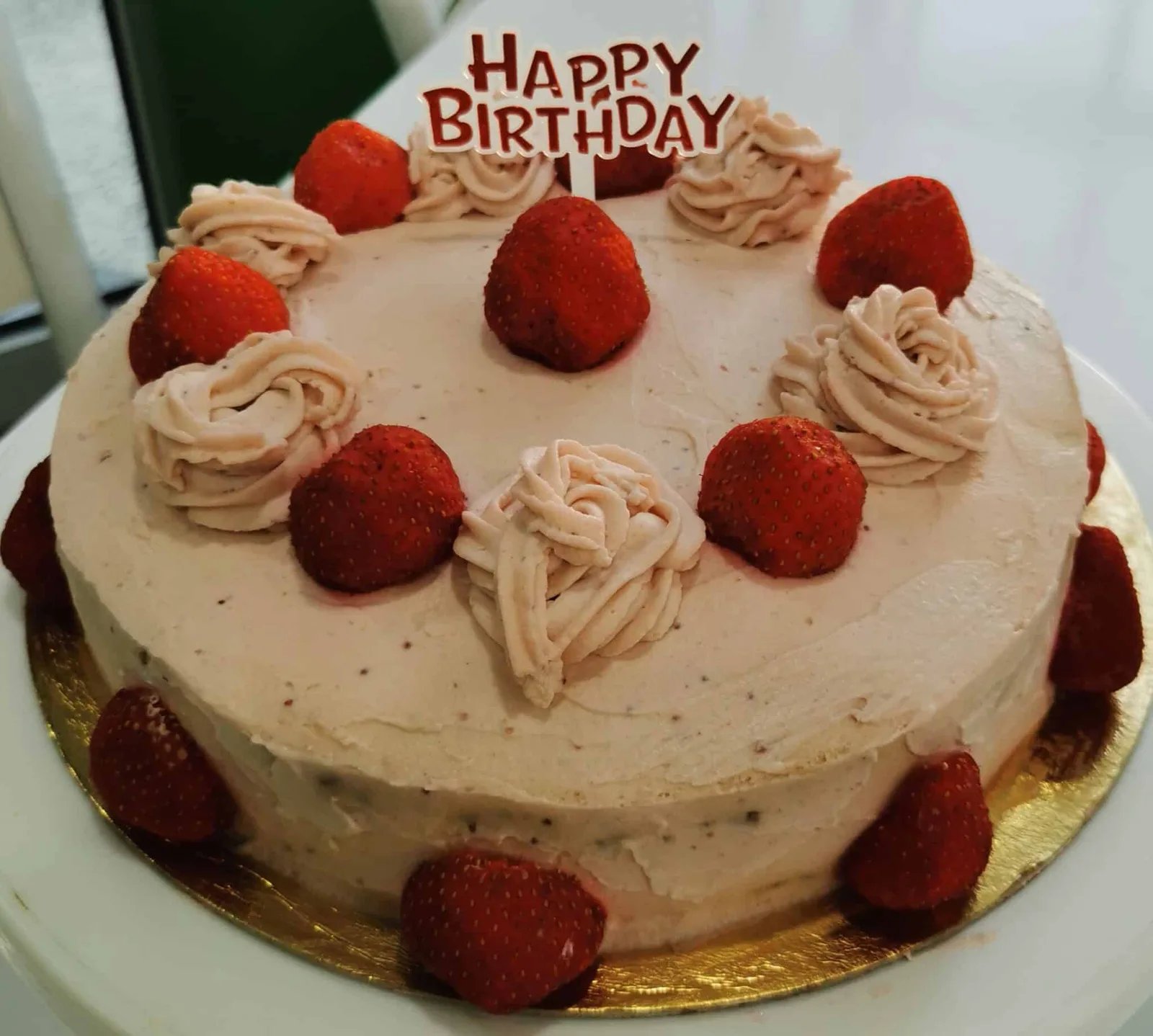Gâteau aux fraises+glaçage mascarpone aux fraises