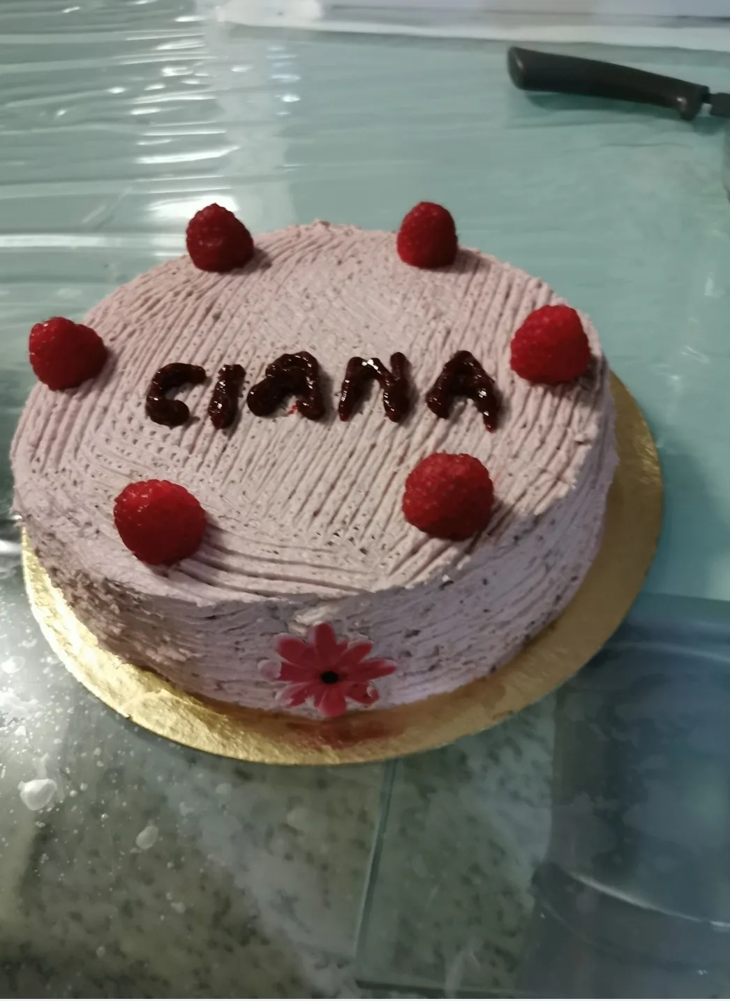 Gâteau framboise glaçage mascarpone frambroise