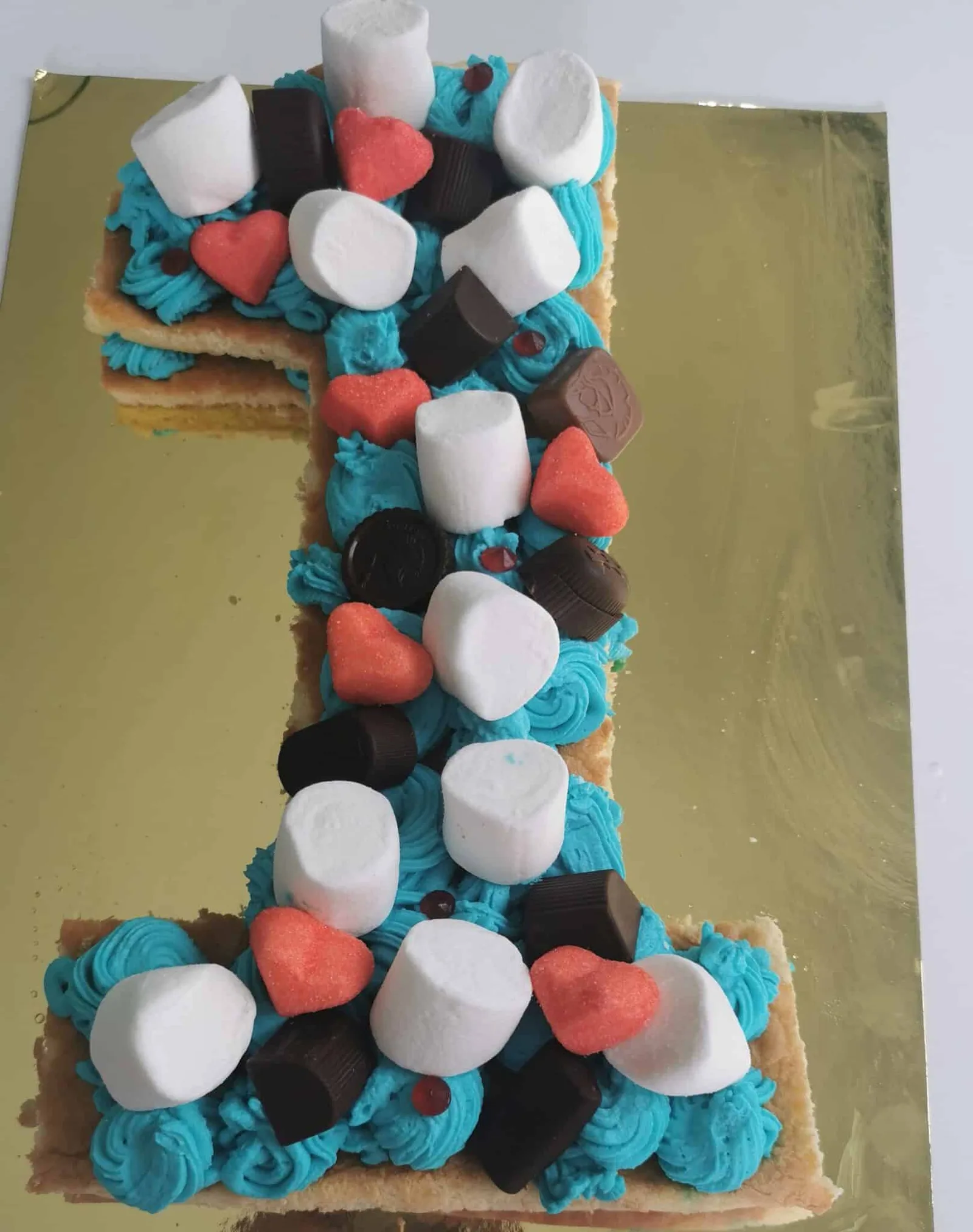 Number cake  génoise chantilly mascarpone