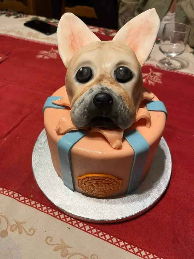 GATEAU TETE CHIEN