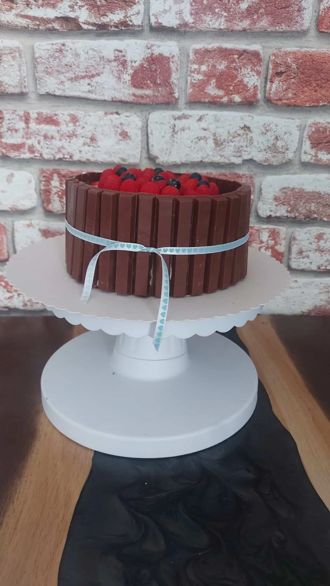 Layer cake kitkat
