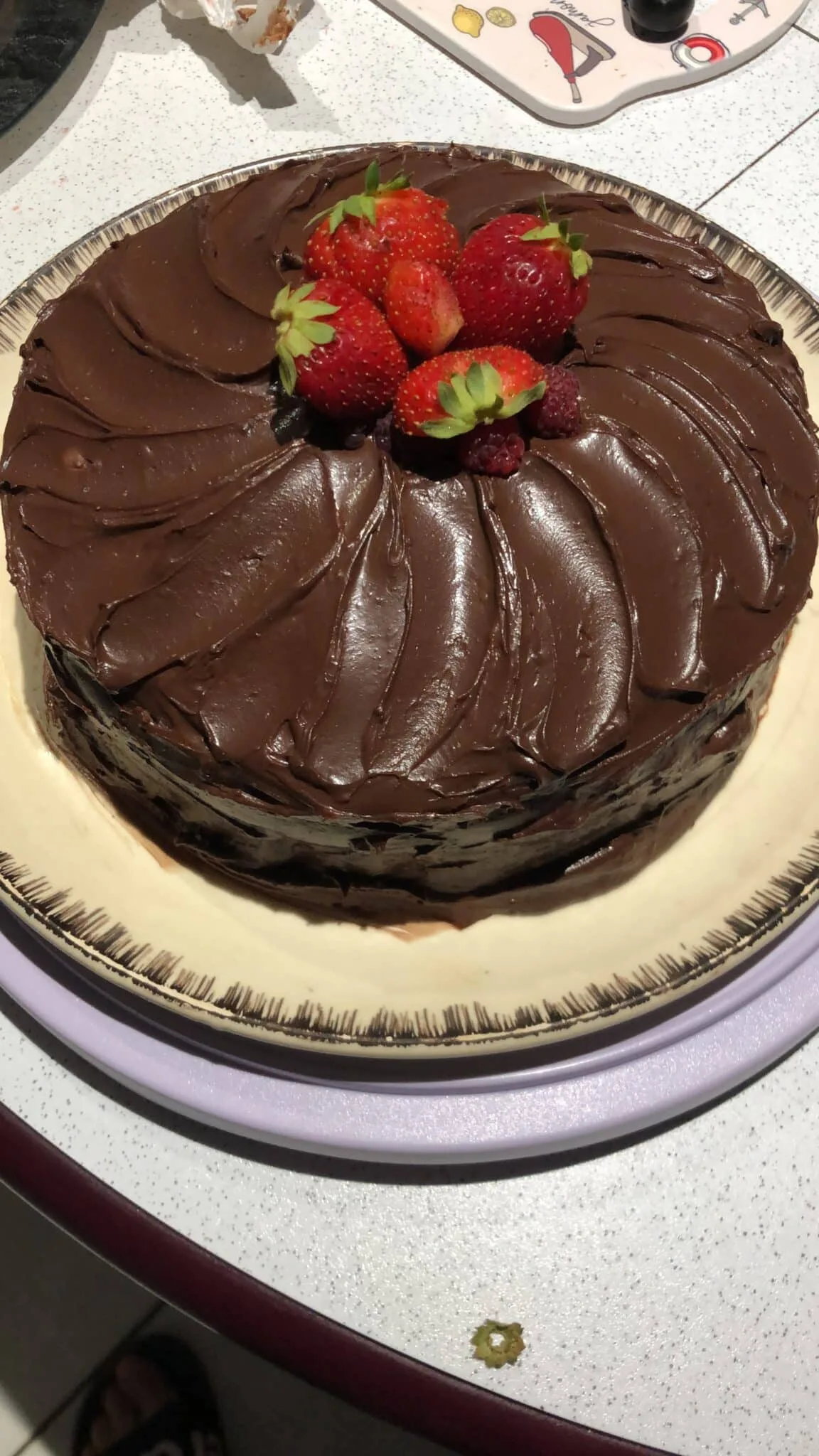 Redvelvet curd fraise et ganache au chocolat noir