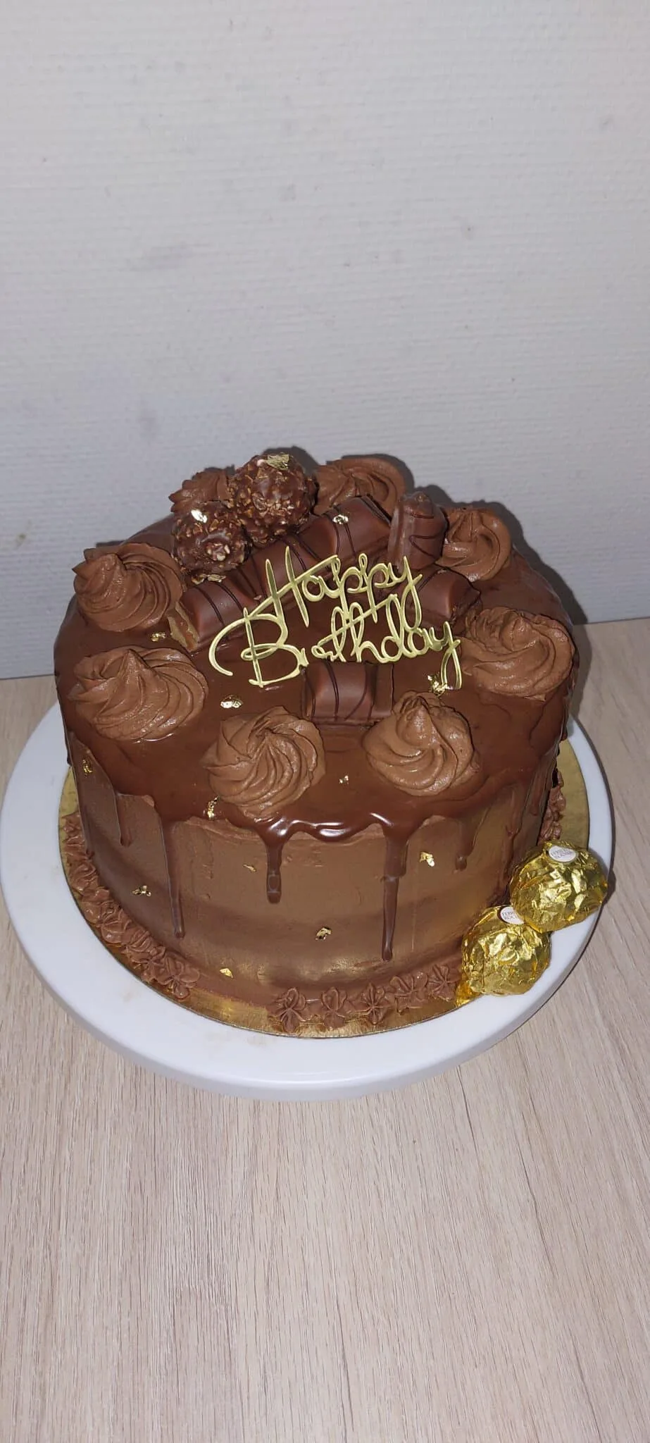 Layer cake kinder bueno