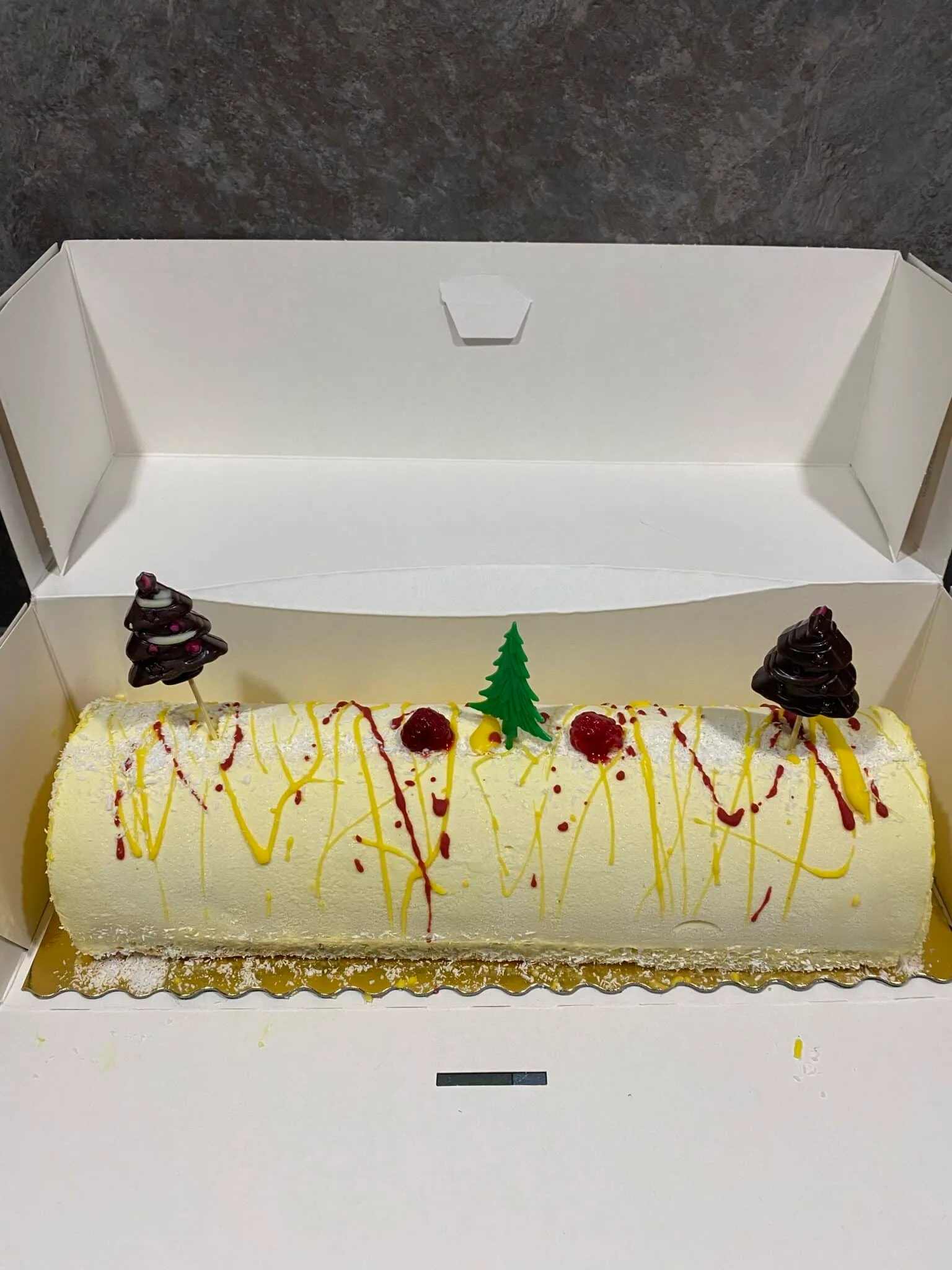 Bûche entremet passion / coco