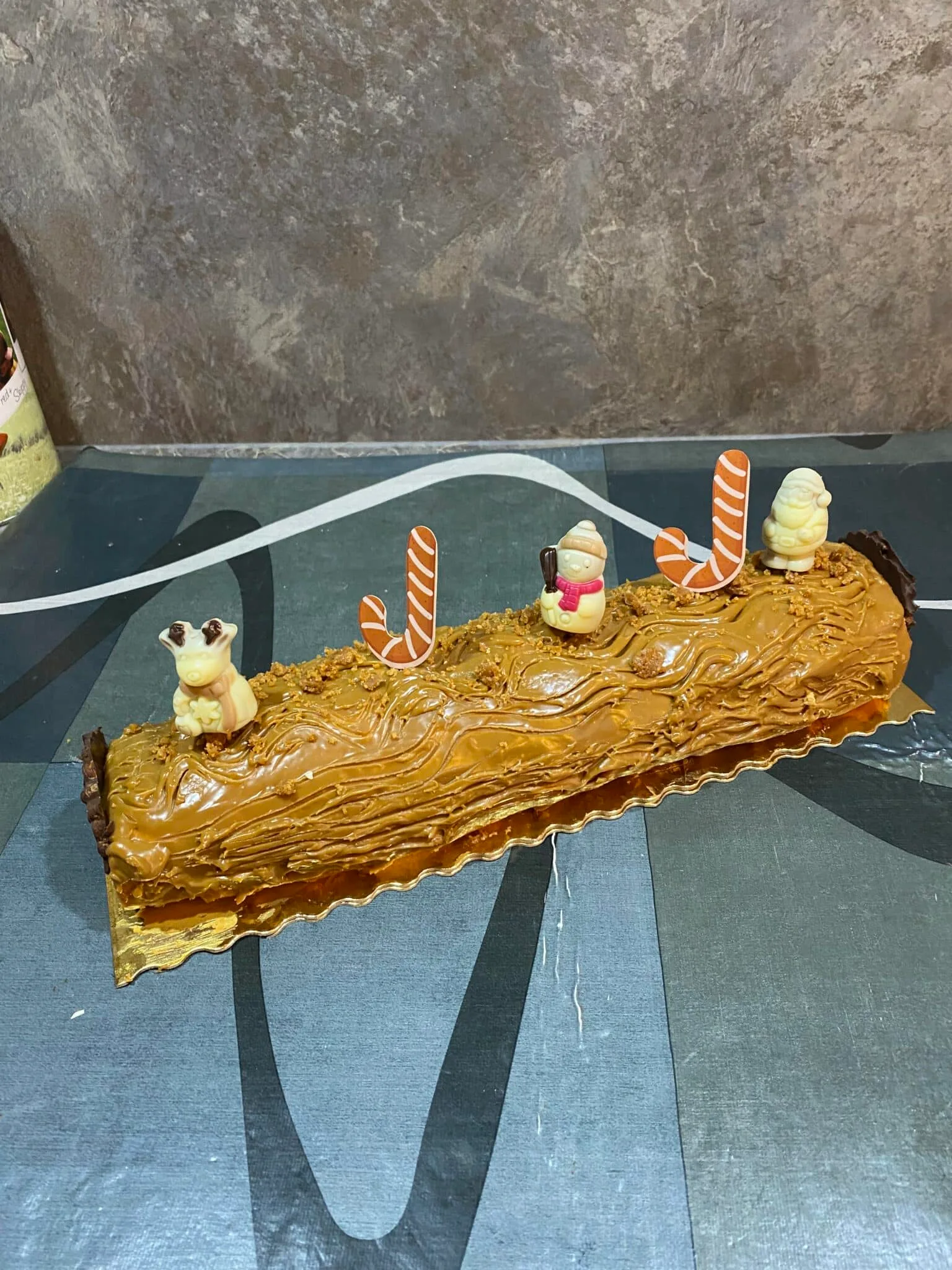 Bûche roulée ganache au cafe