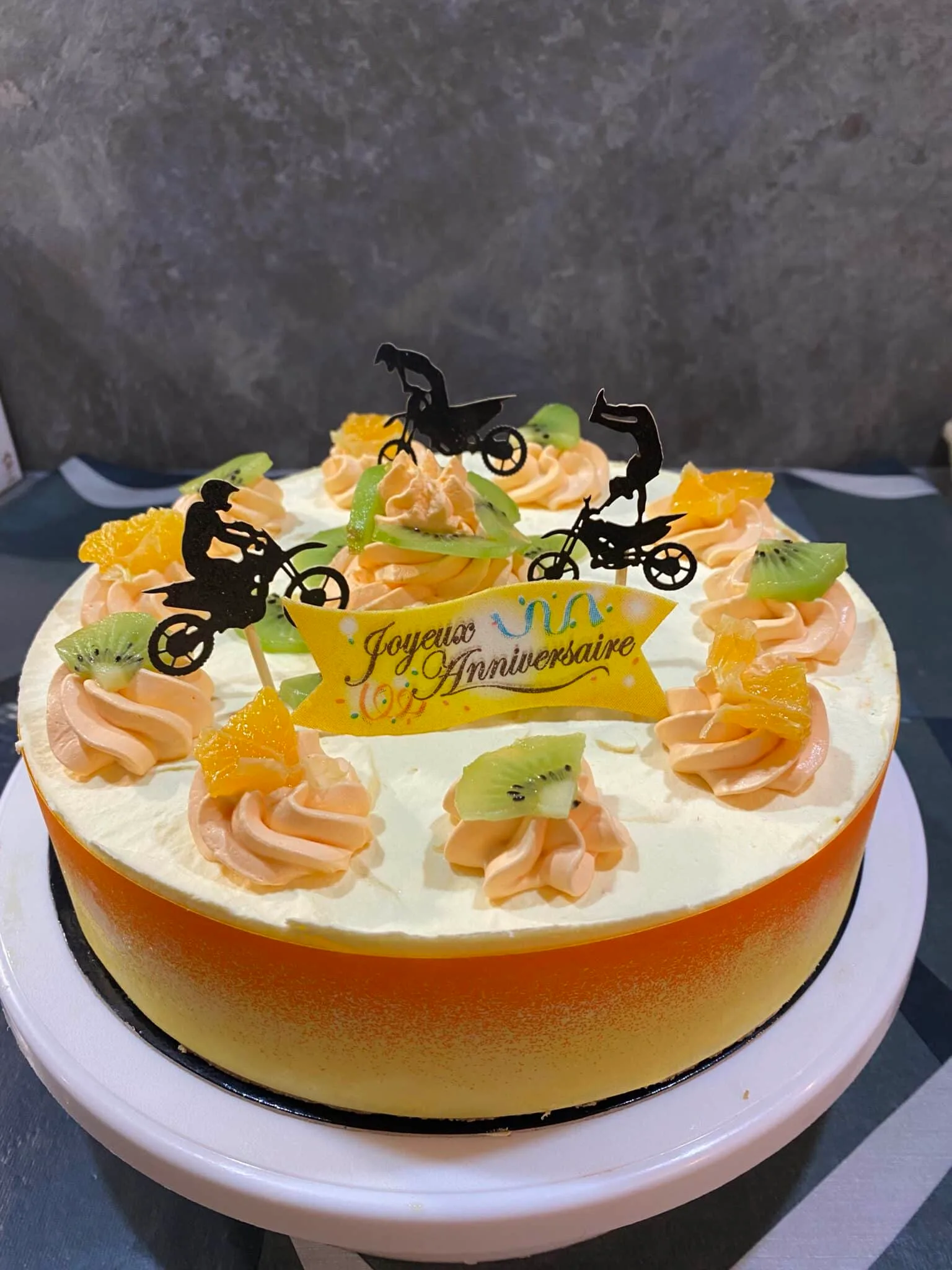 Entremet mandarine et kiwi