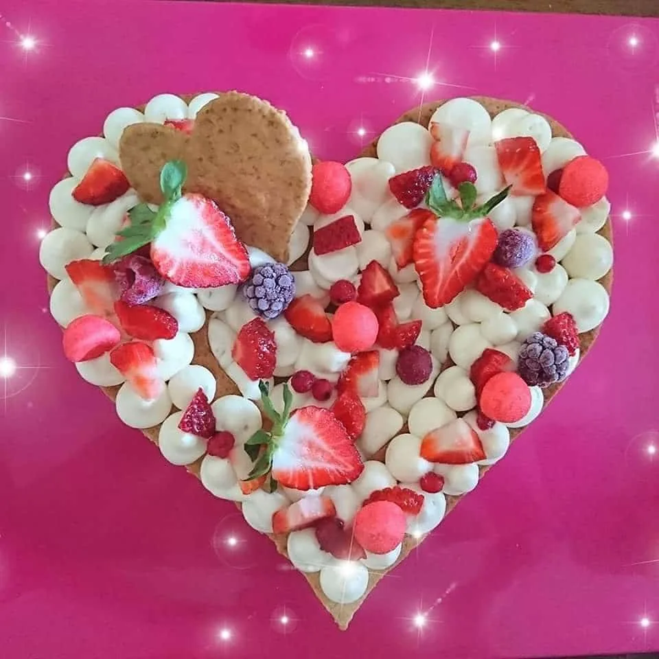 Heart cake