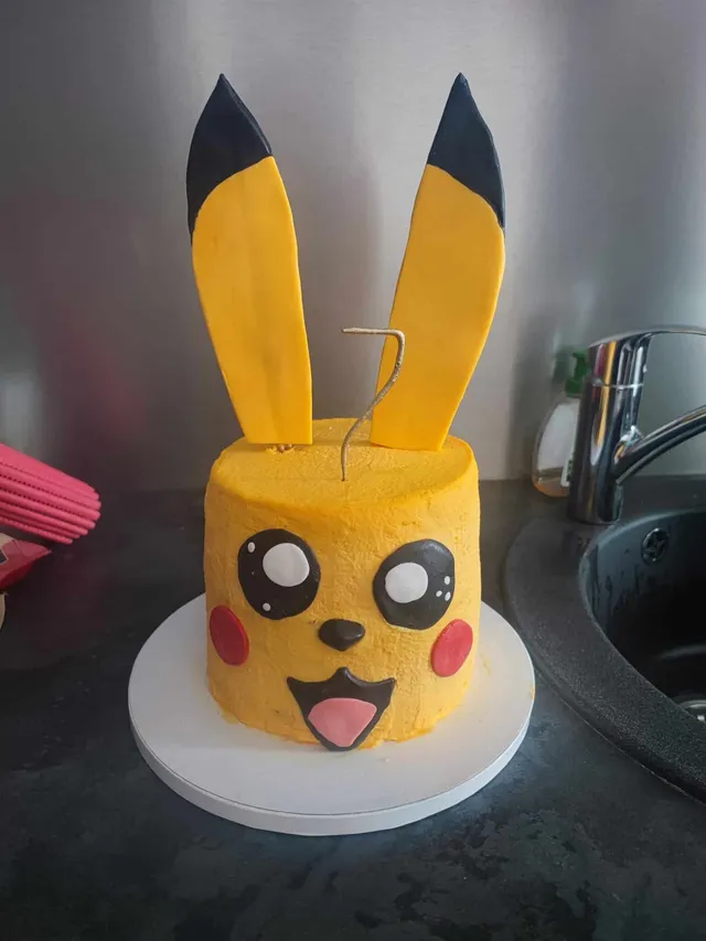 Cake design Pikachu
