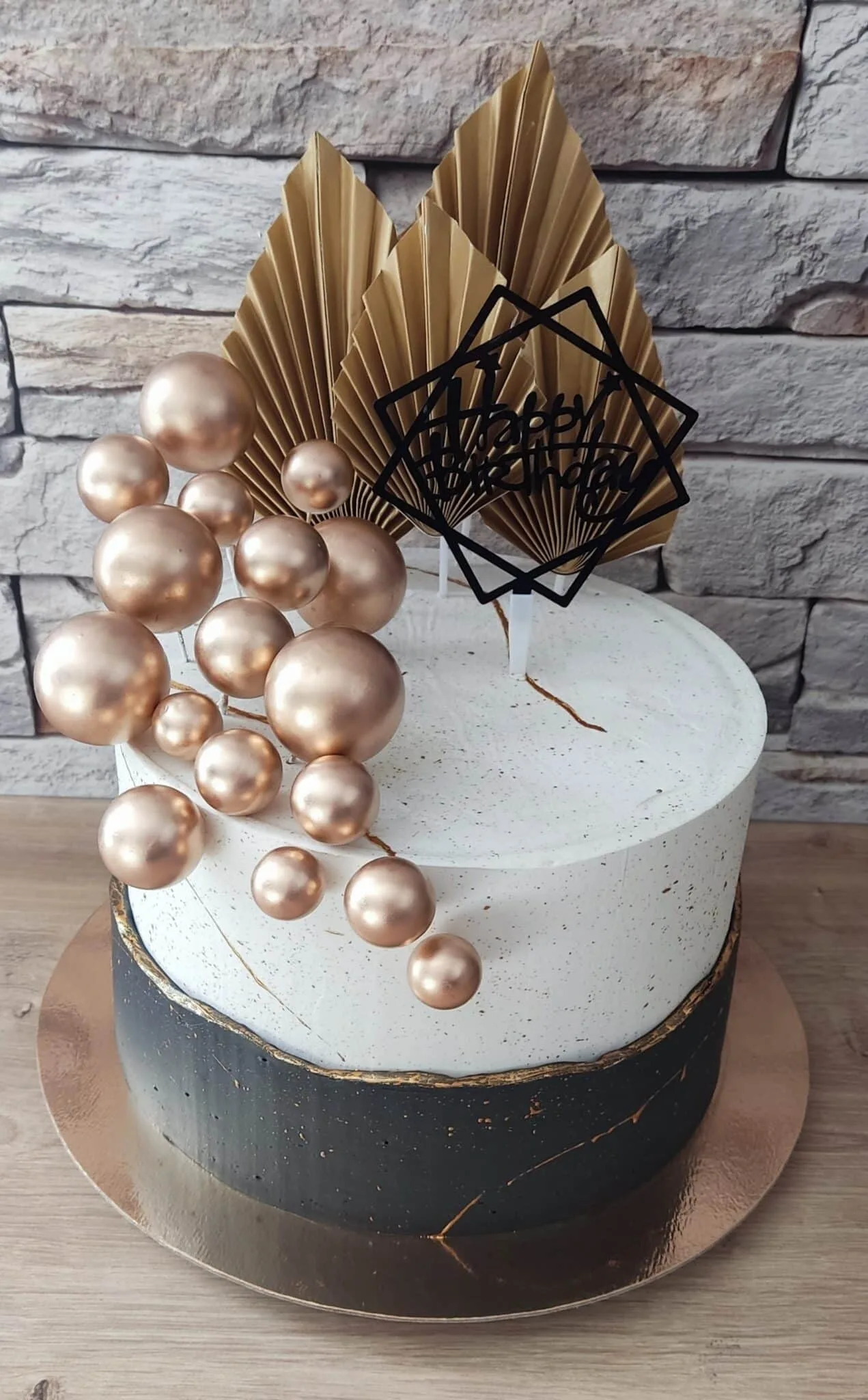 Cake Design noir, blanc et doré