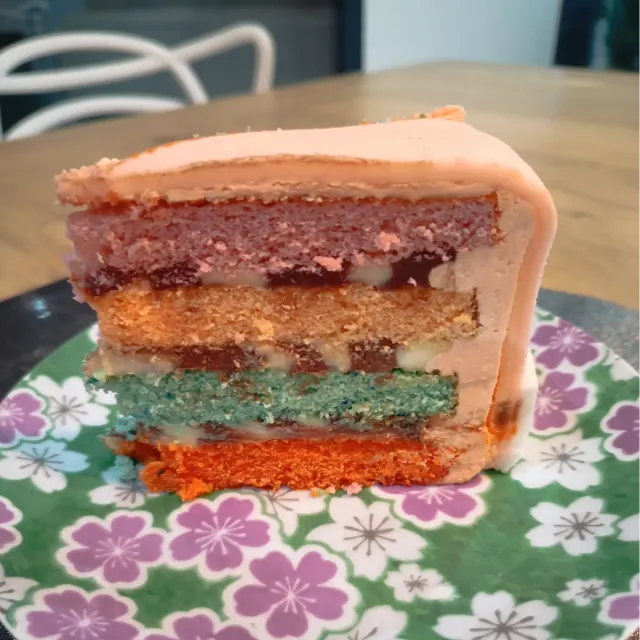 Gâteau anniversaire 2 étages