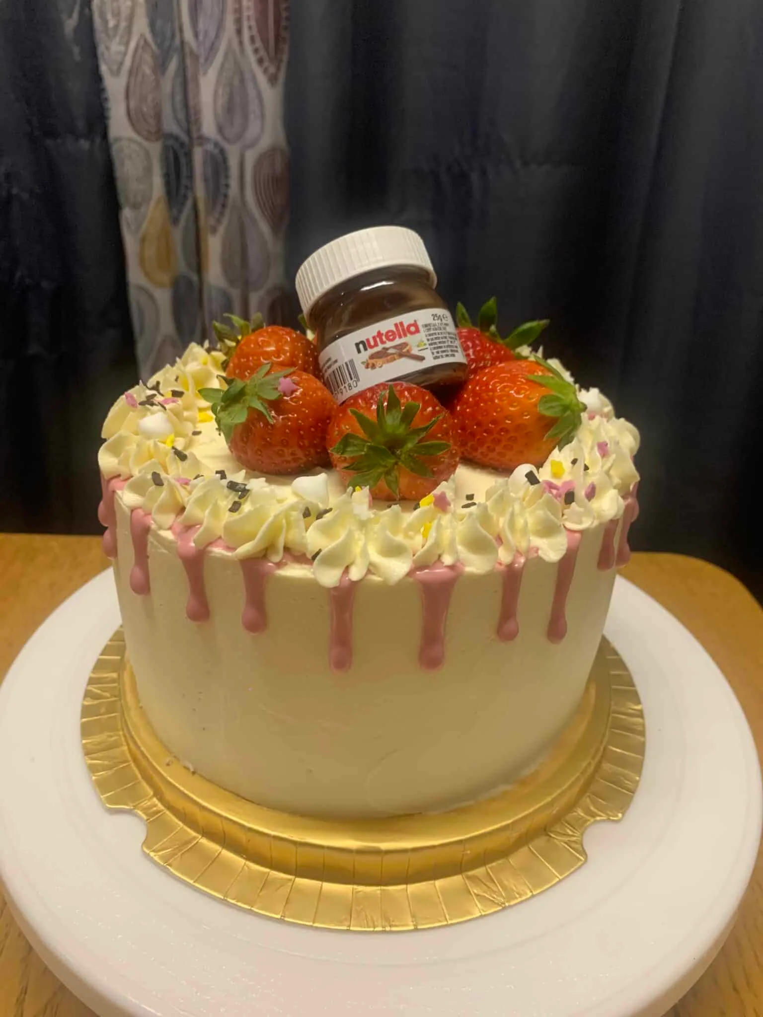 Layer cake aux fraises
