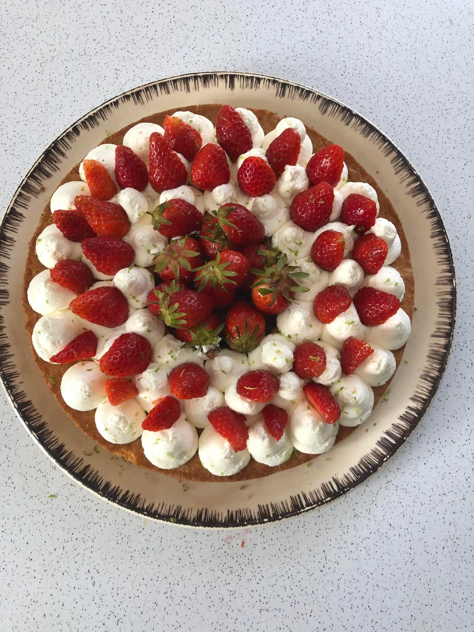 Tarte aux fraises sur sablé breton