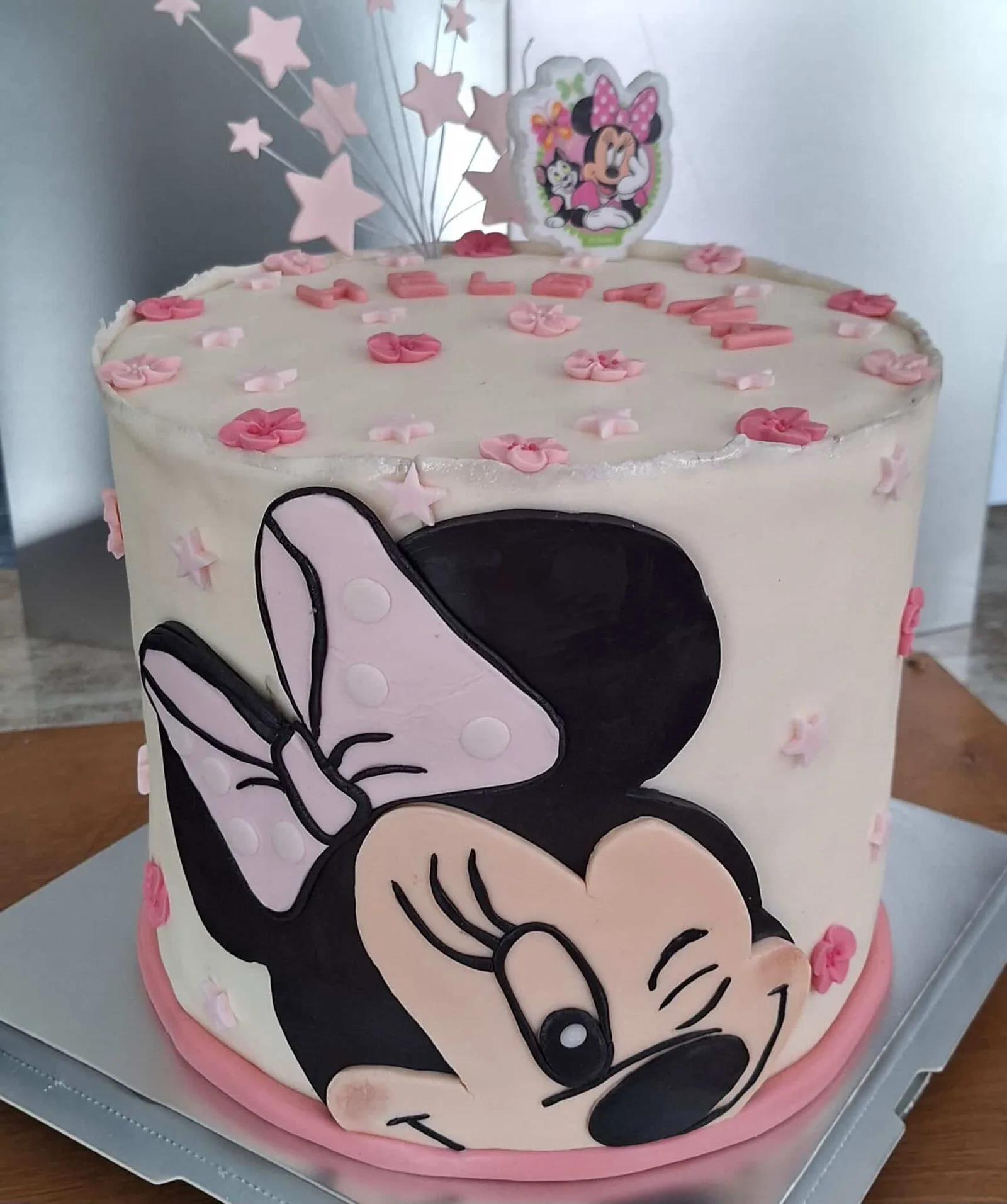 Layer cake vanille fraise