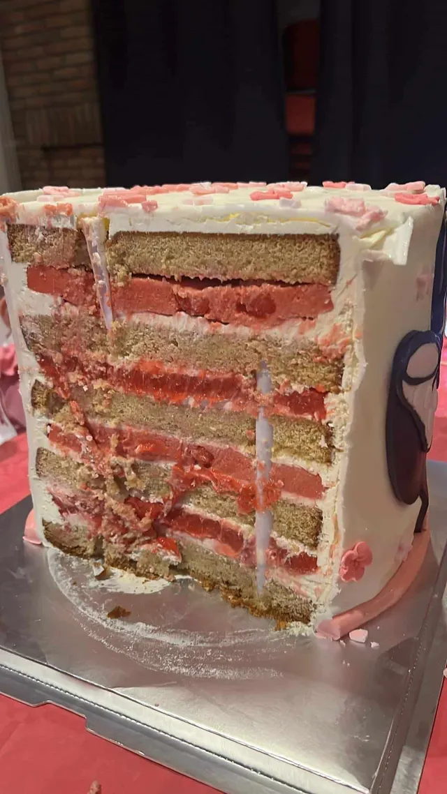 Layer cake vanille fraise