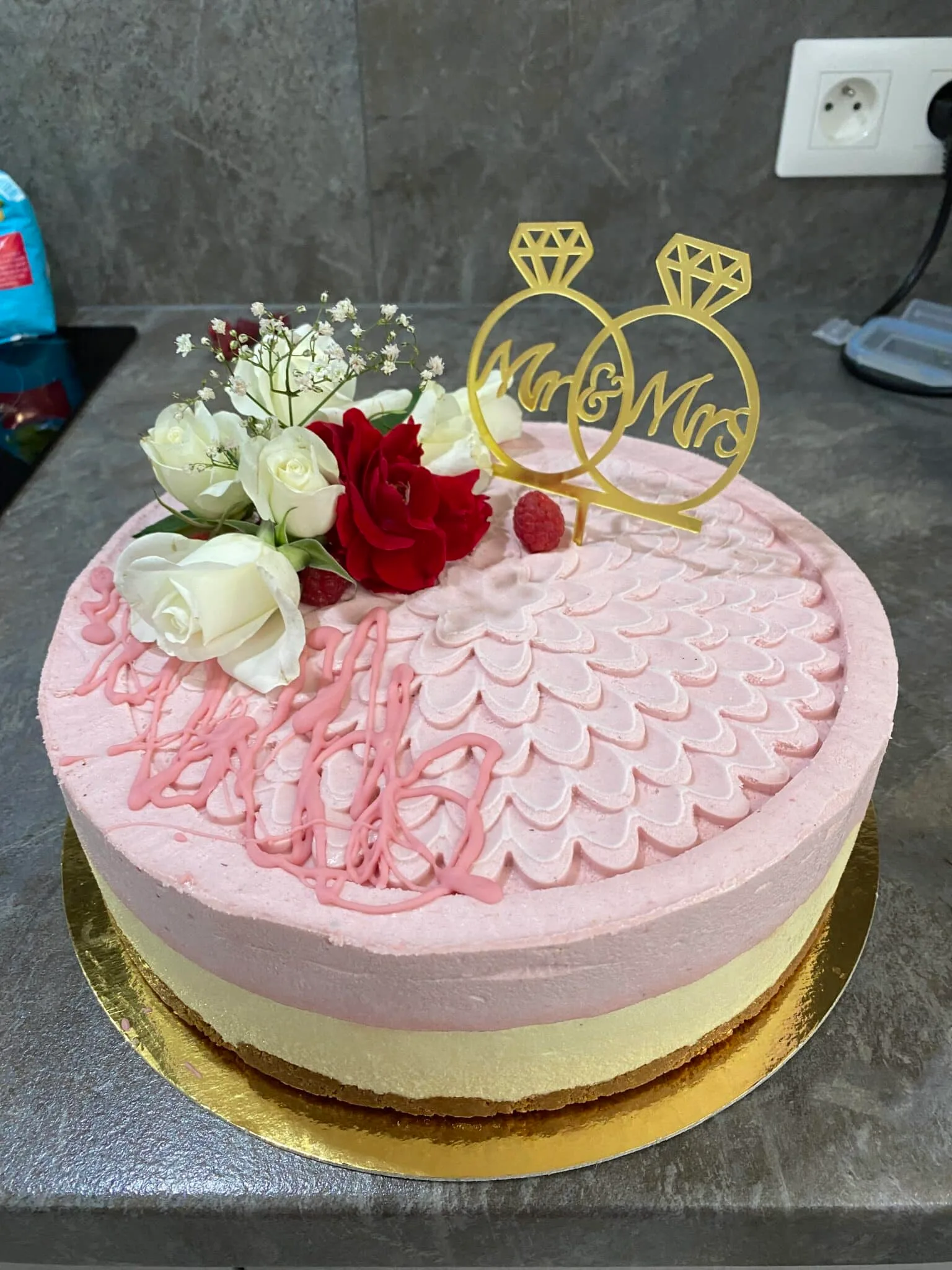 Entremet exotique et fruits Rouges