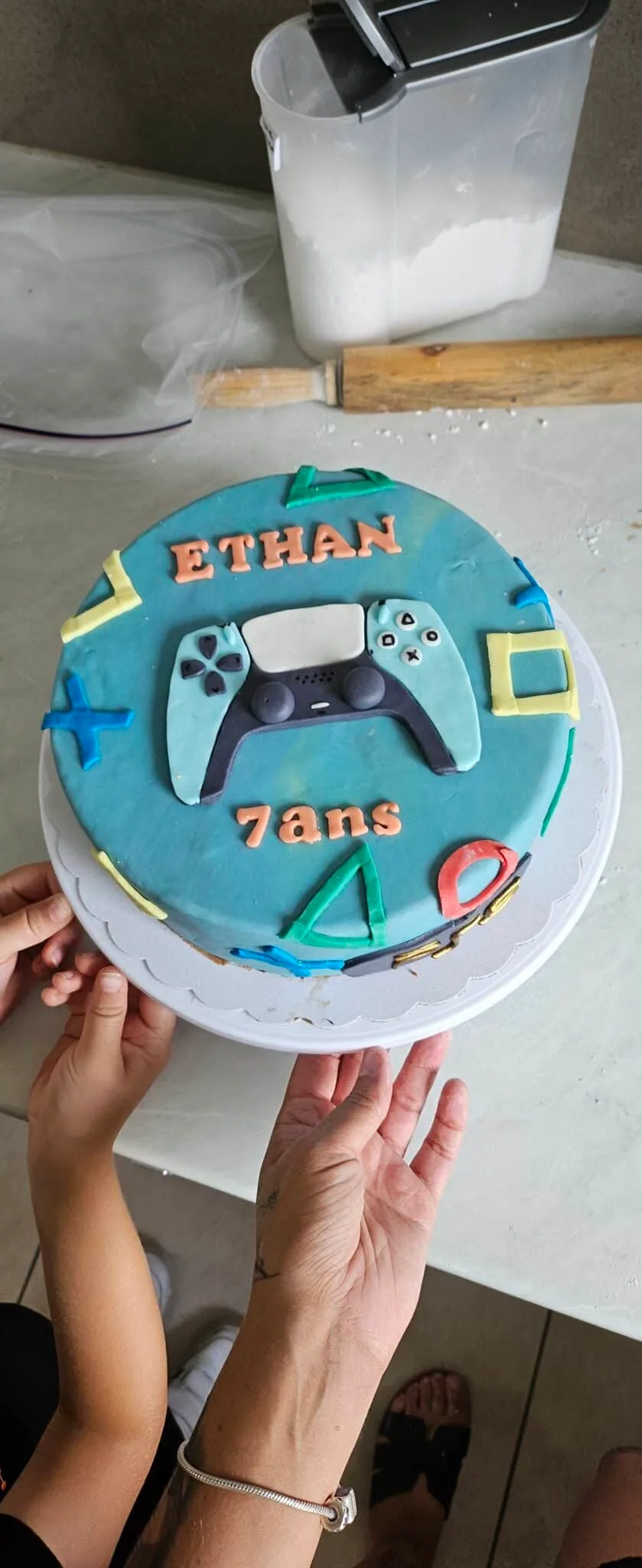 Gâteaux anniversaire réaliser amateurs