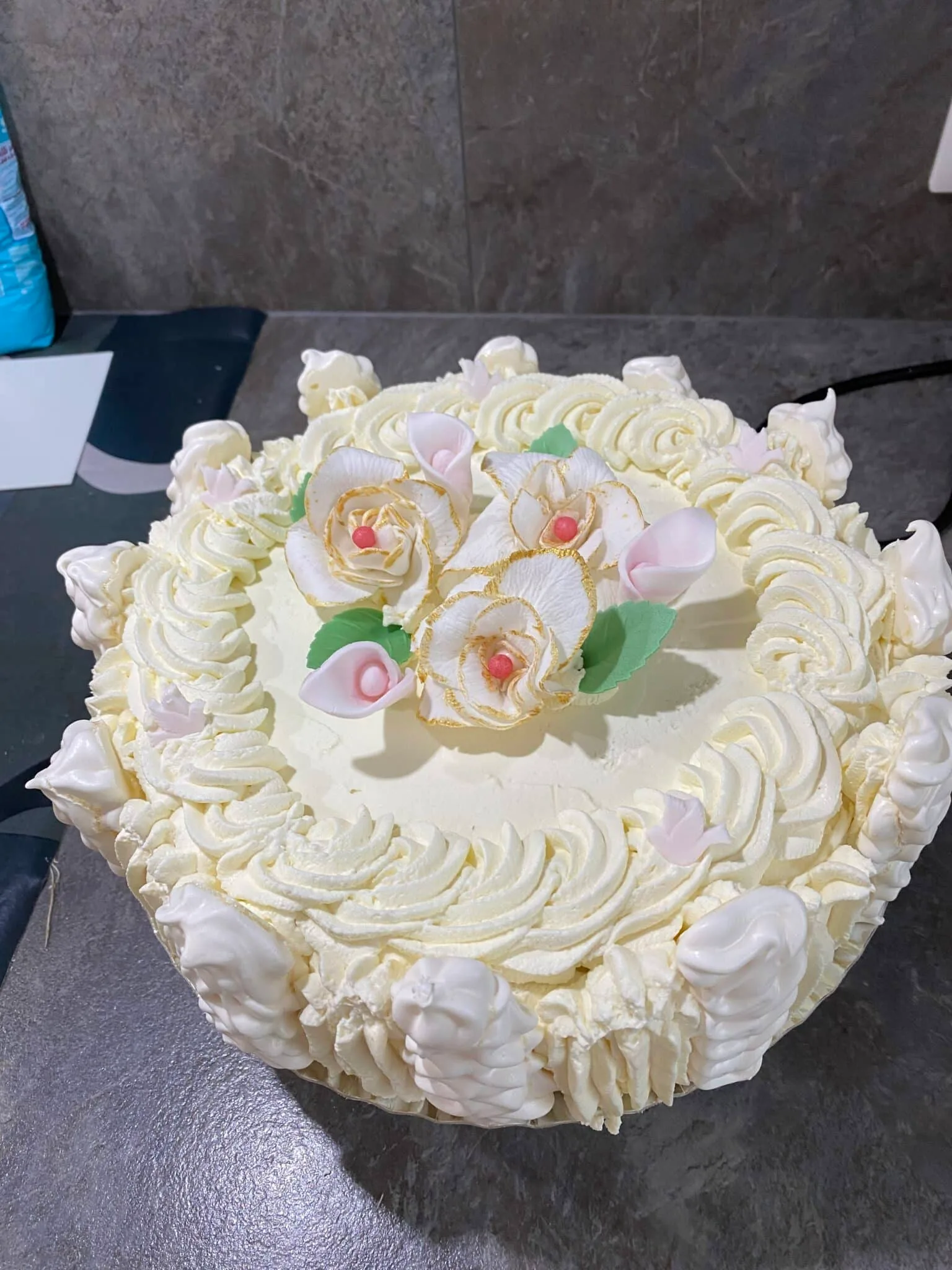 Vacherin glacé citron et mangue