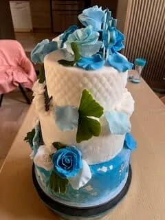 Weeding cake