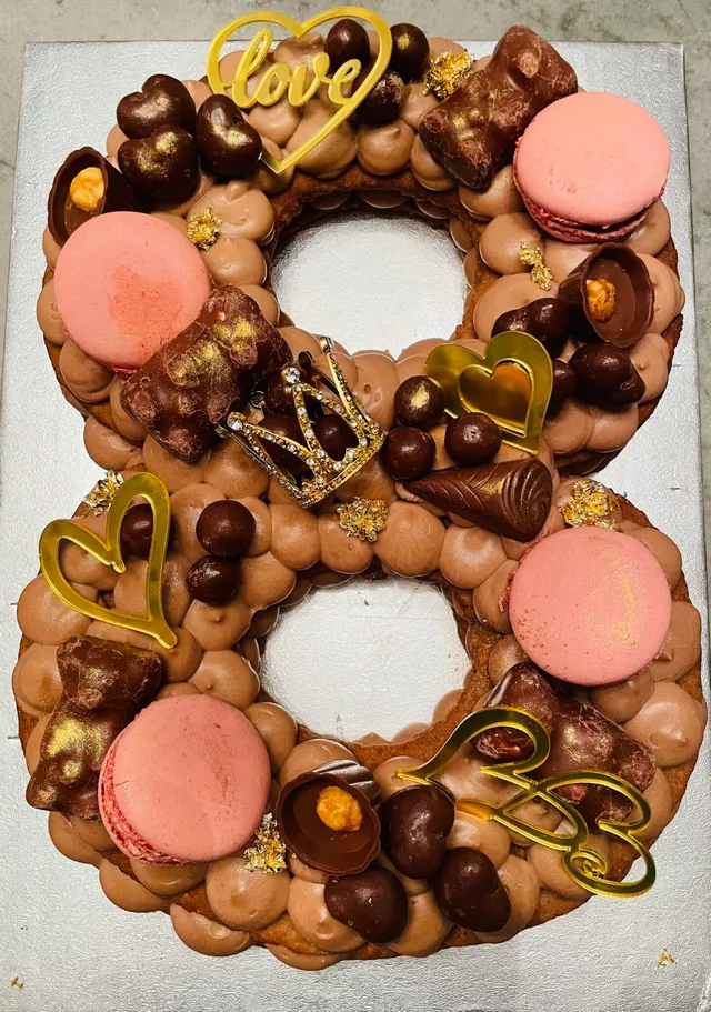 Number et letter cake