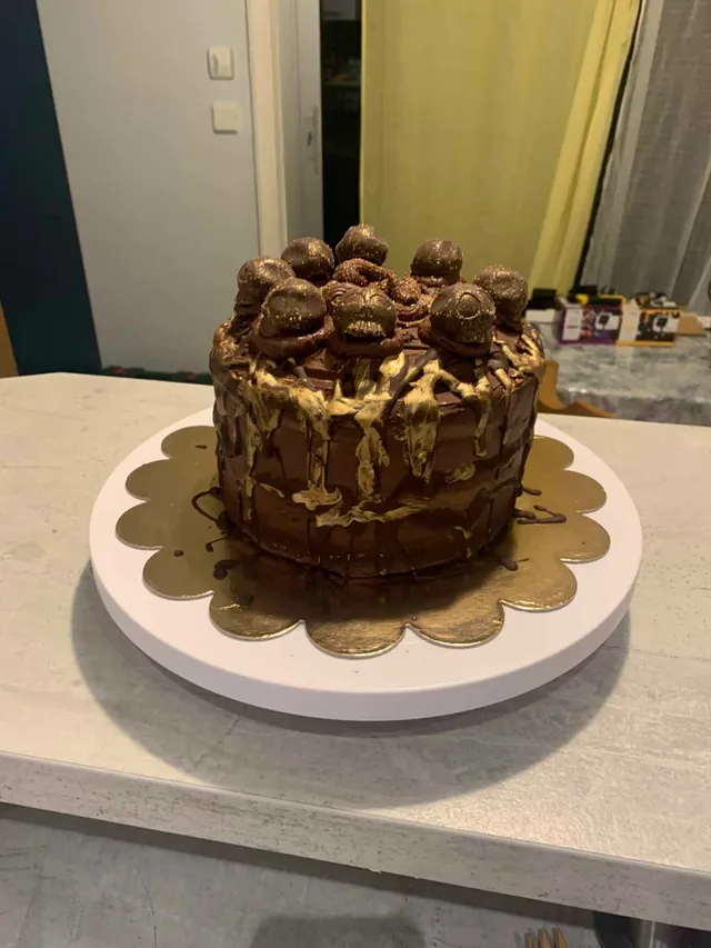 Layer cake framboise chocolat Halloween