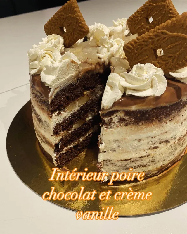 Premier naked cake