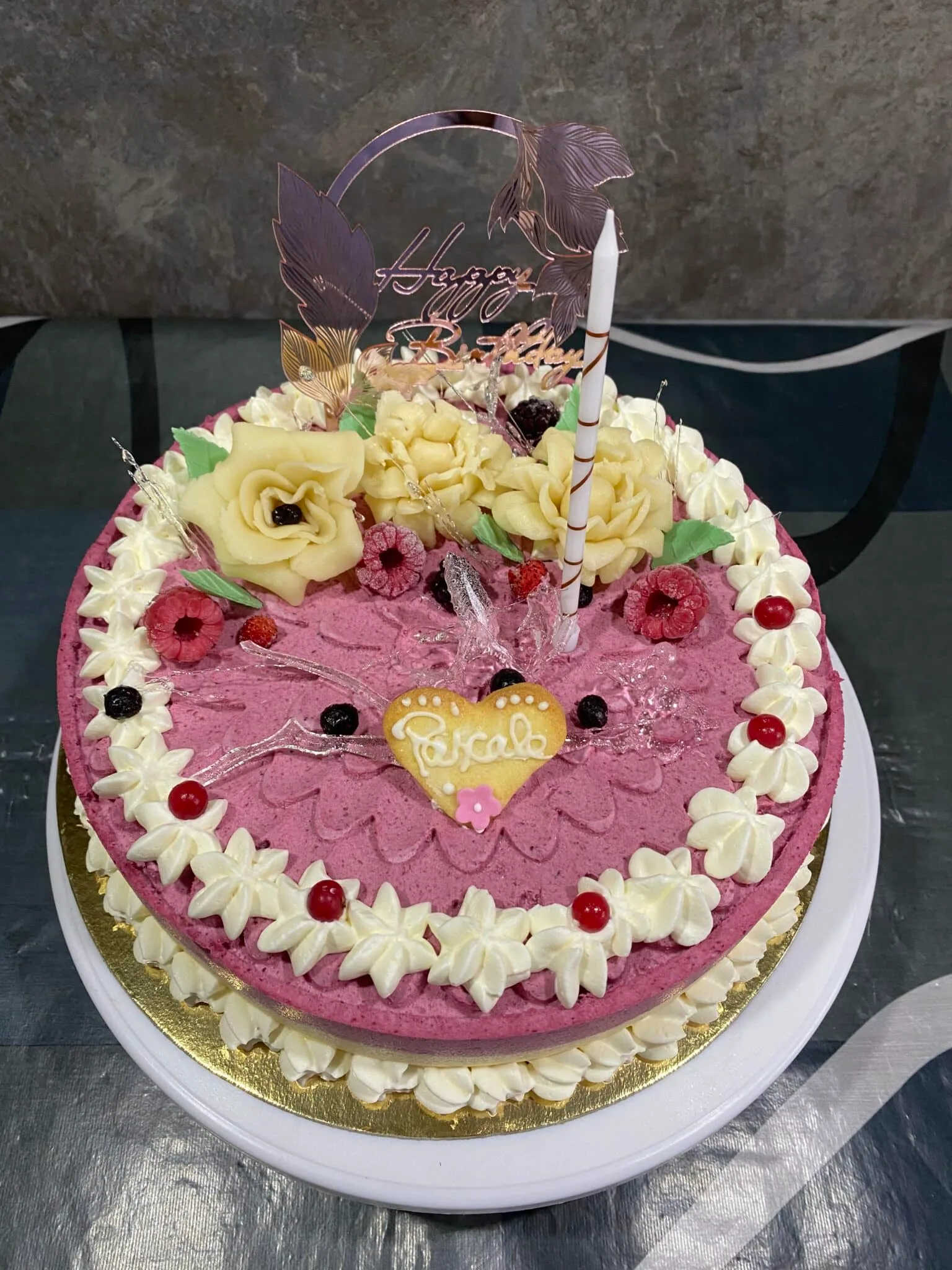 Entremet fruits rouges et exotiques