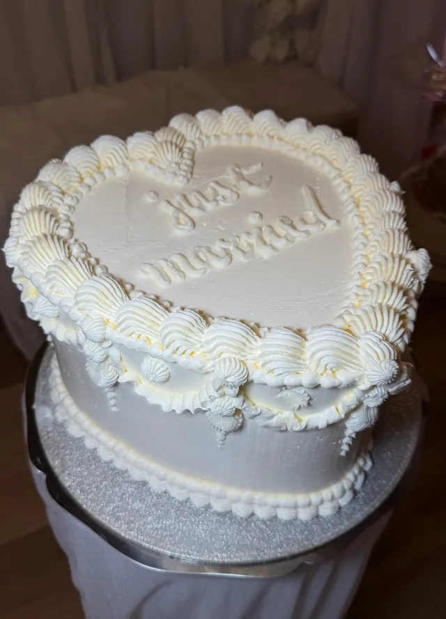 Gâteau de mariage vintage