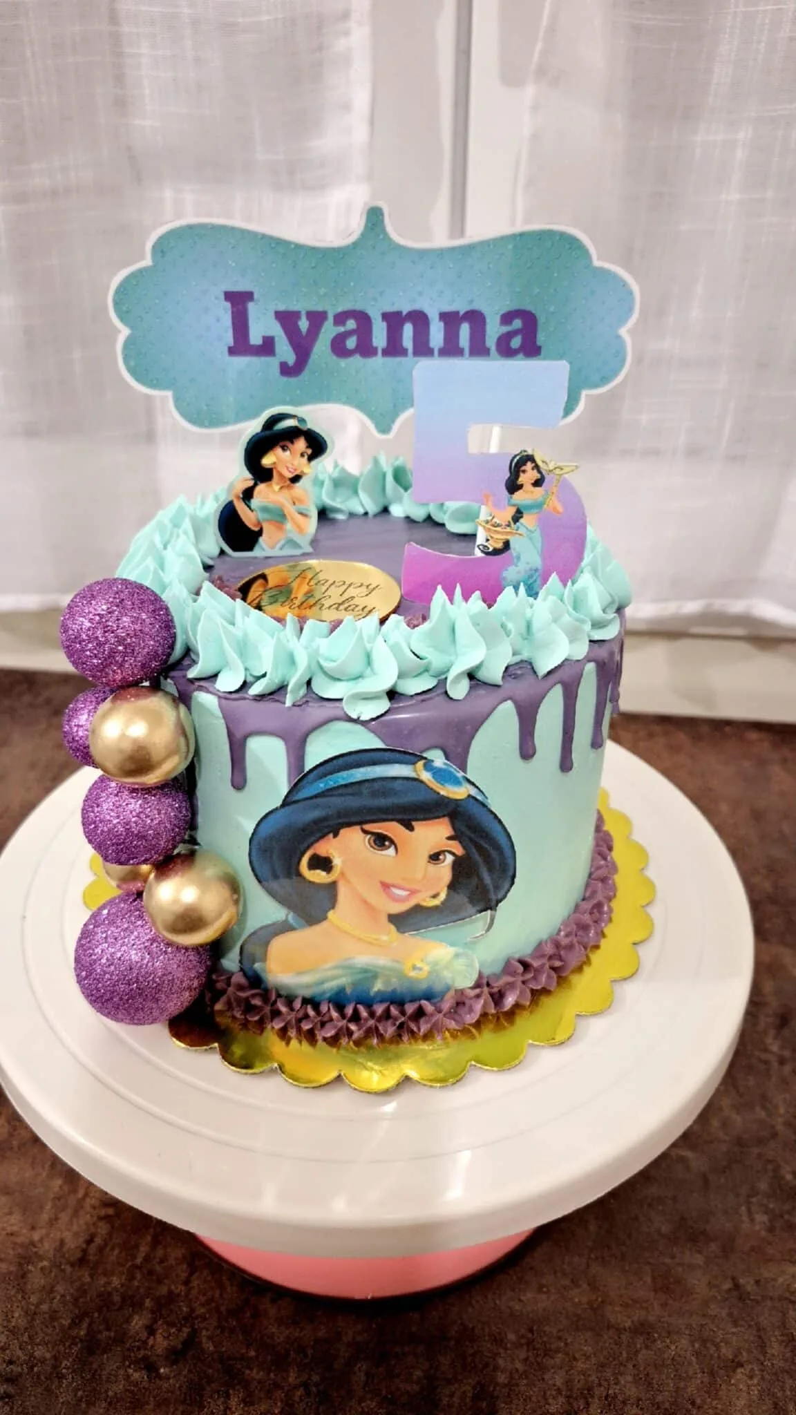 Layer cake jasmine