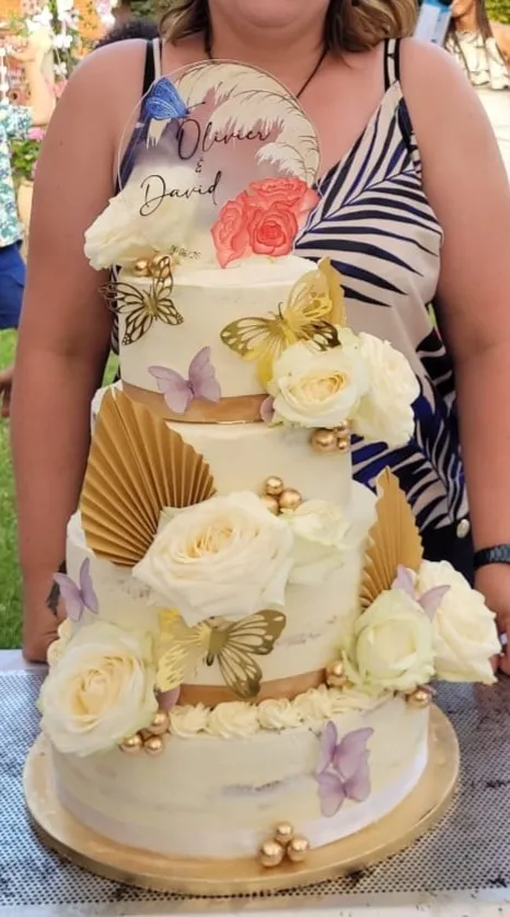 Piece montee mariage, ganache chocolat blanc façon naked cake, molly cake, crème patissiere et curd passion