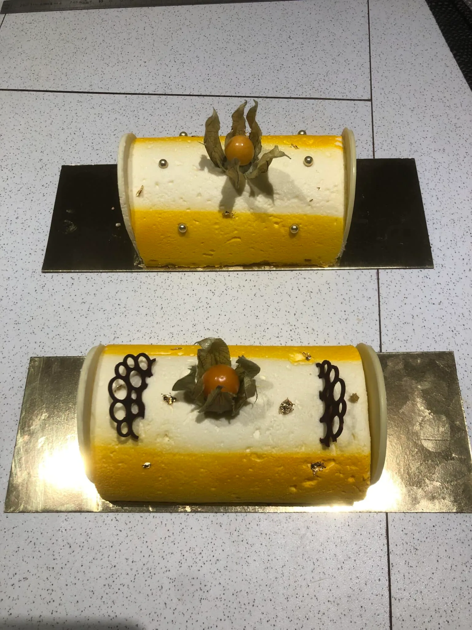 Bûche citron insert fraises