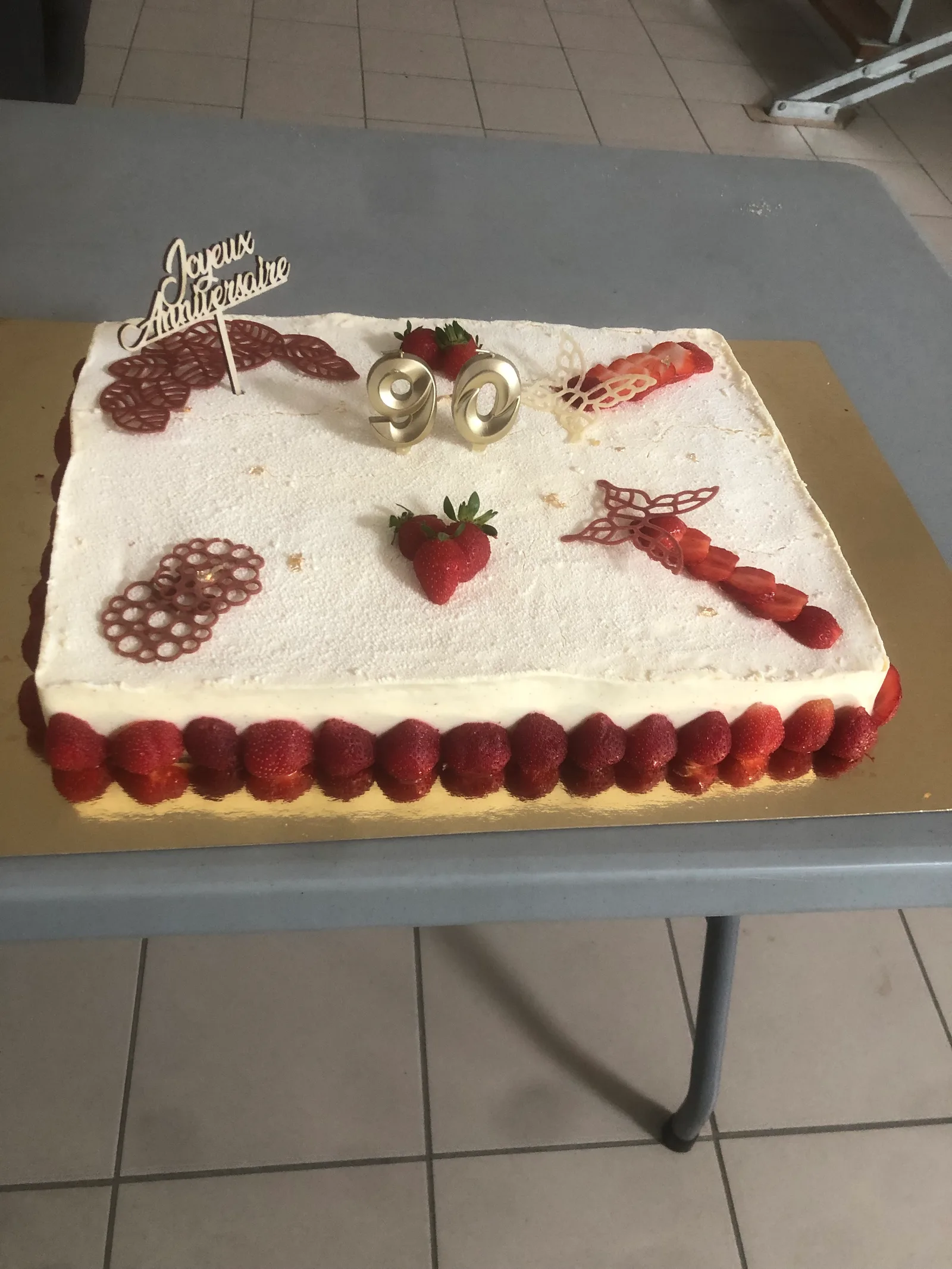 Entremets vanille insert fruits rouge