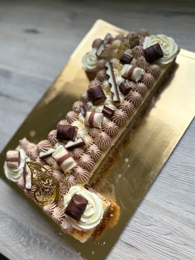 Number cake kinder maxi